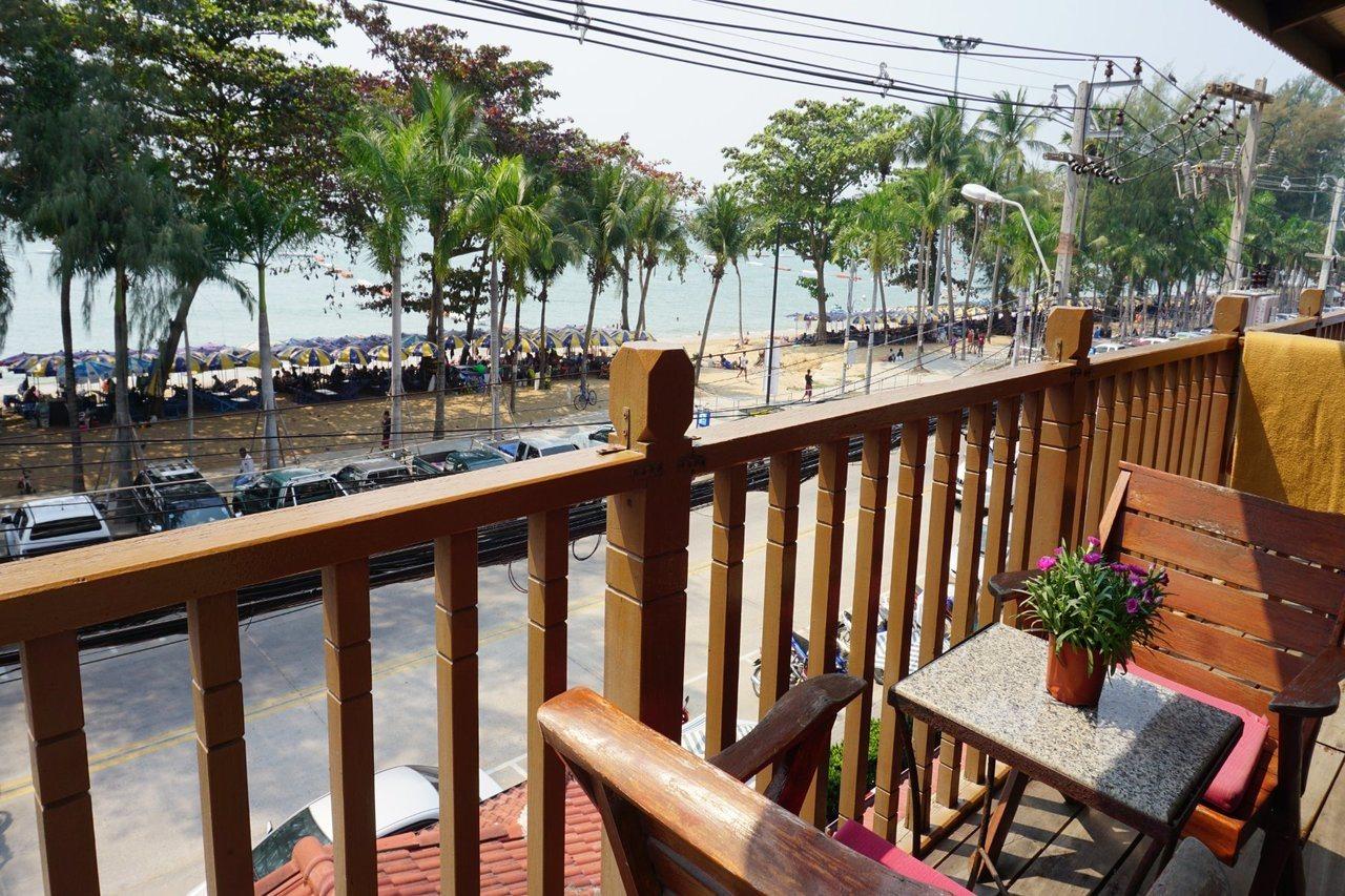 Jomtien Boathouse Hotell Pattaya Exteriör bild