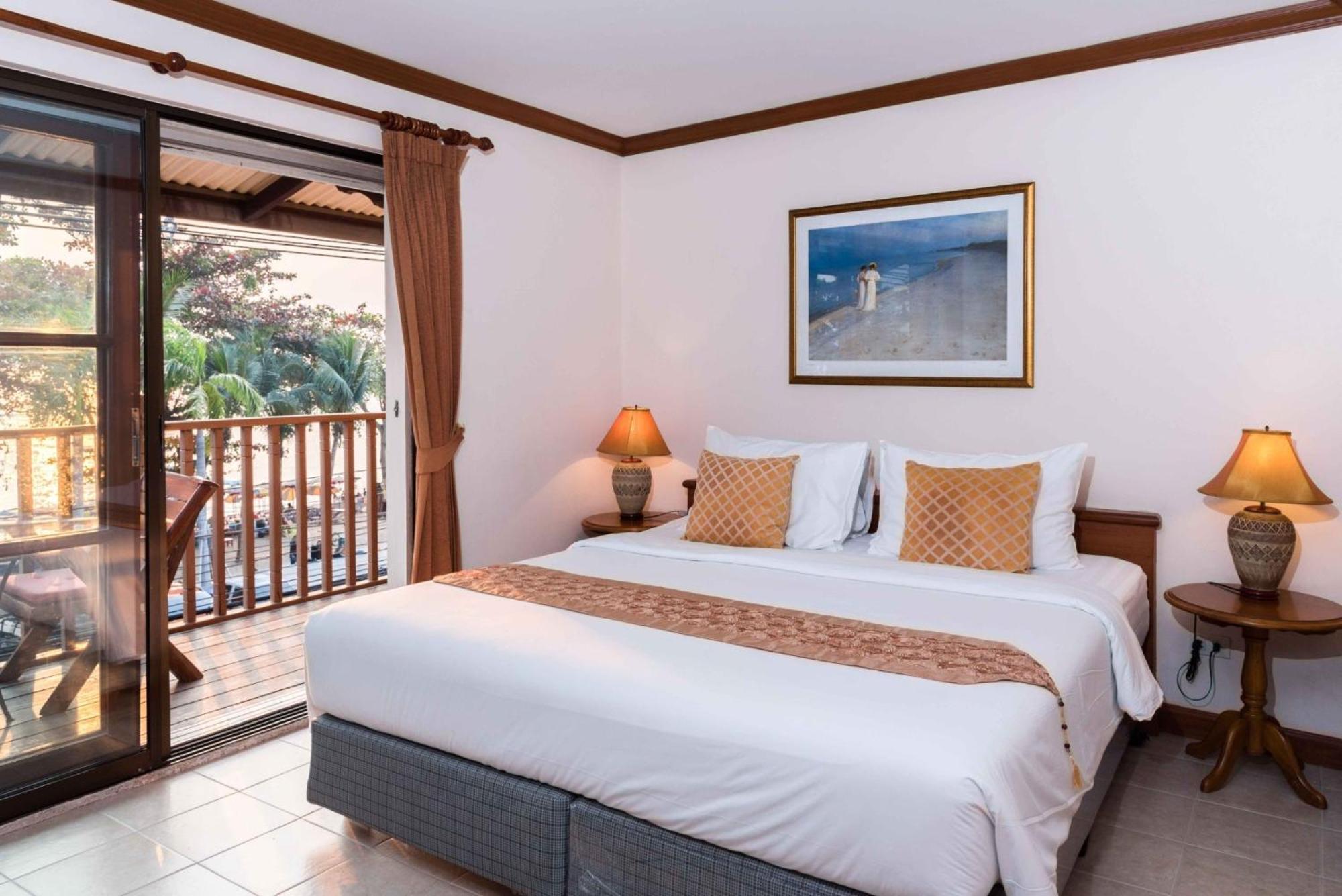 Jomtien Boathouse Hotell Pattaya Exteriör bild