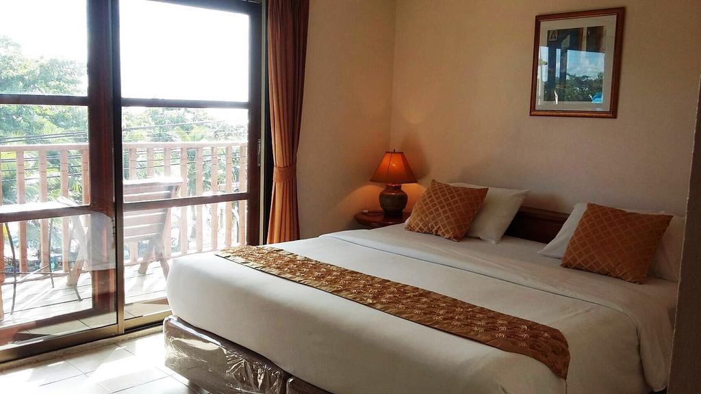 Jomtien Boathouse Hotell Pattaya Exteriör bild