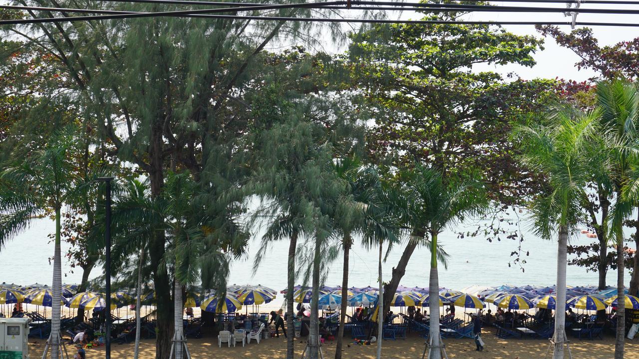 Jomtien Boathouse Hotell Pattaya Exteriör bild